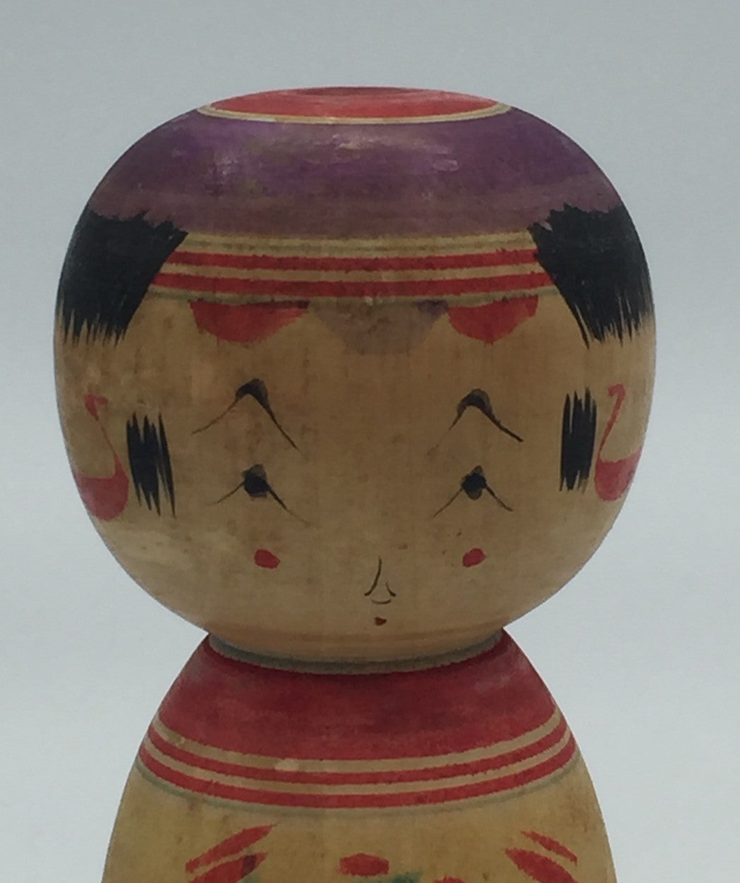 Kokeshi de style Yajiro - l'étonnée