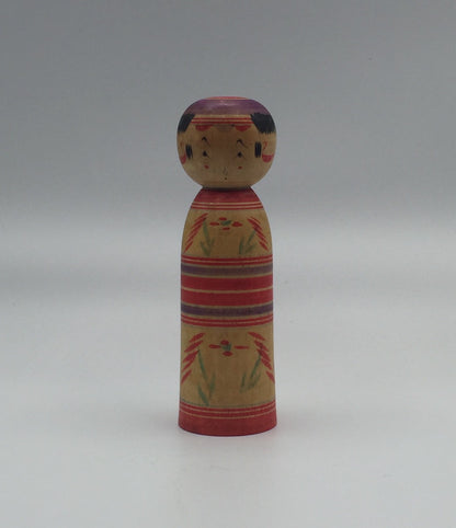 Kokeshi de style Yajiro - l'étonnée