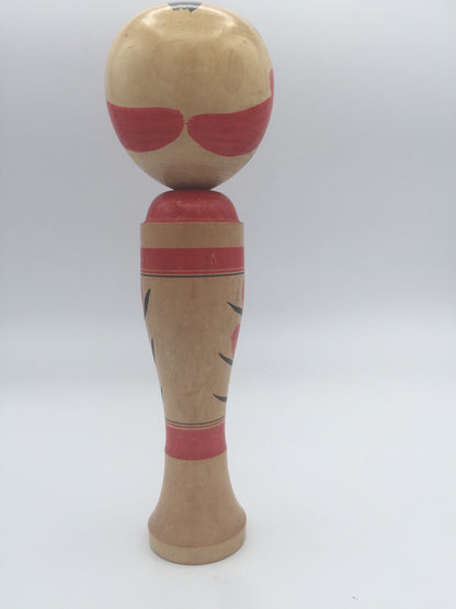 Kokeshi de style Sakunami